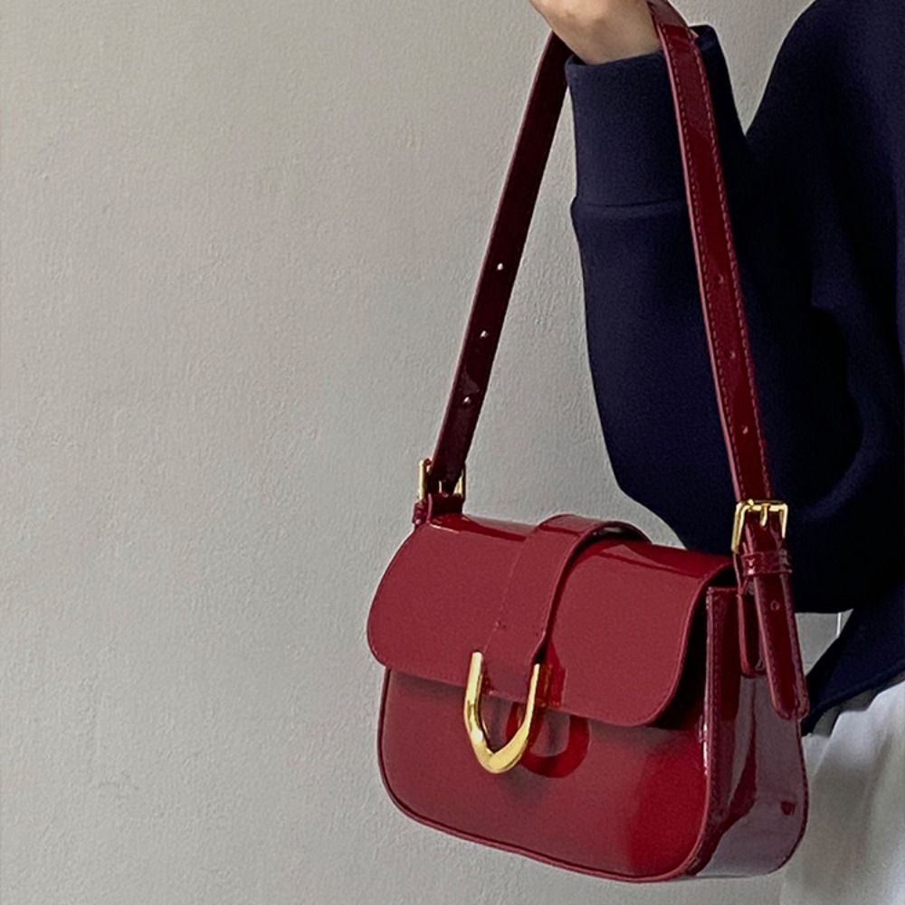 الكلاسيكية بو الجلود حدوة الحص - مراجعة Women Bags Zara وسعره