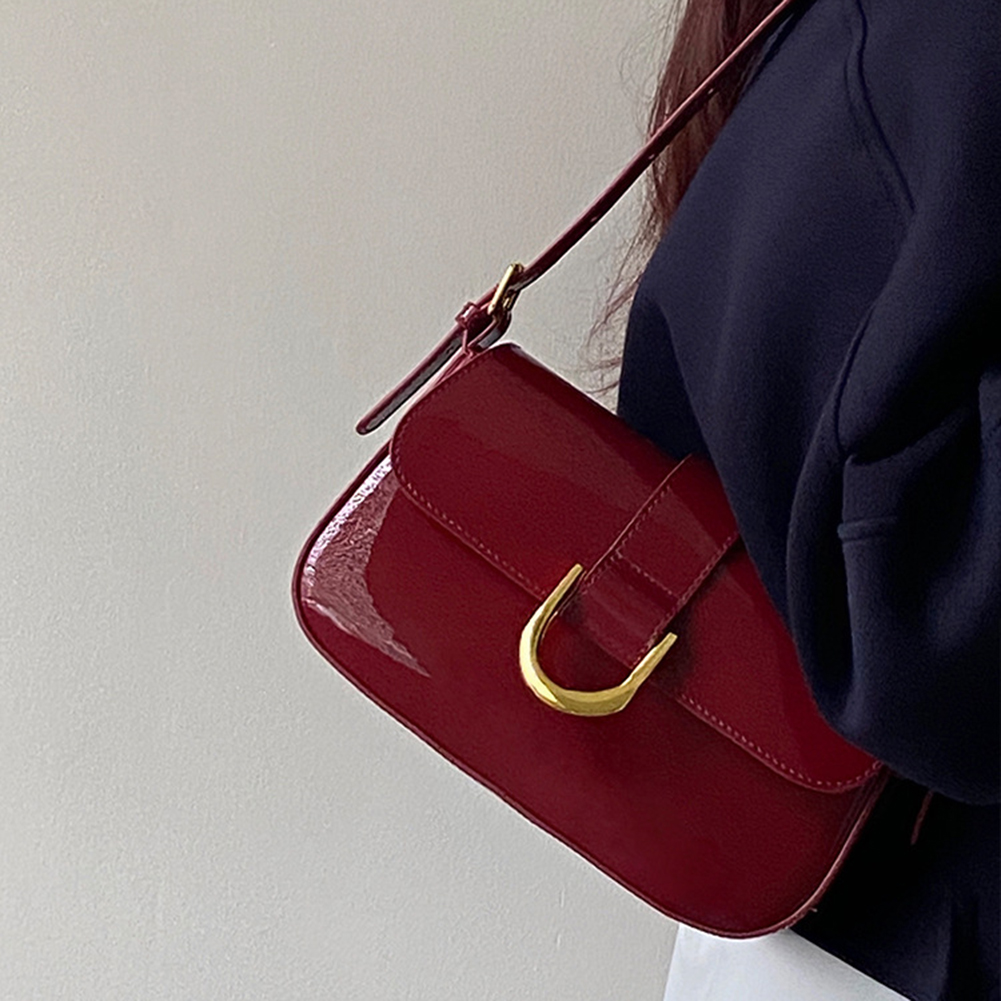 ريترو براءات الاختراع والجلود  - مراجعة Women Bags Zara وسعره